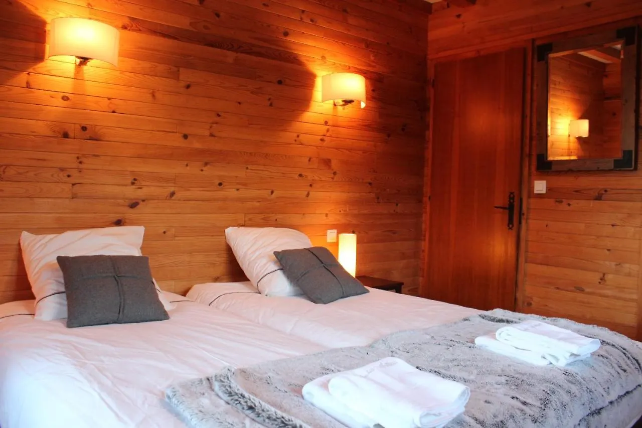 Chalet Artheis Ле-Гран-Борнан Франция